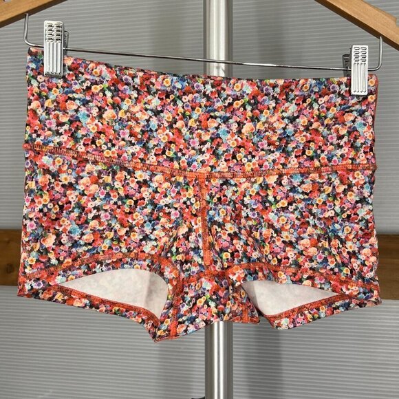 Lululemon Athletica Boogie Active Short Petal Multicolor Sz 4‎ - Picture 1 of 9